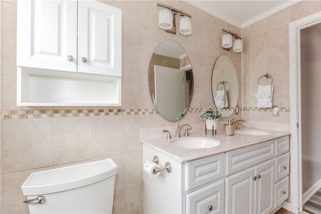 185 Parkside Avenue, Pawtucket, RI 02861