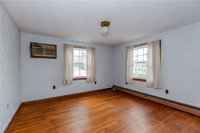 185 Parkside Avenue, Pawtucket, RI 02861