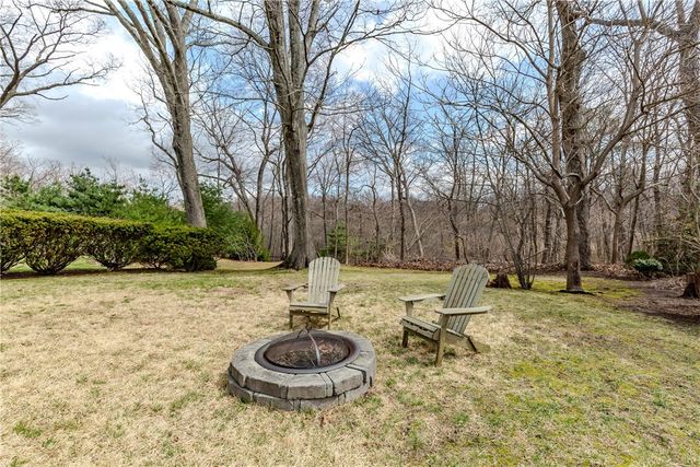 185 Parkside Avenue, Pawtucket, RI 02861