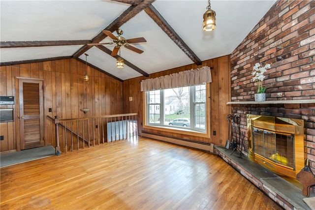 185 Parkside Avenue, Pawtucket, RI 02861