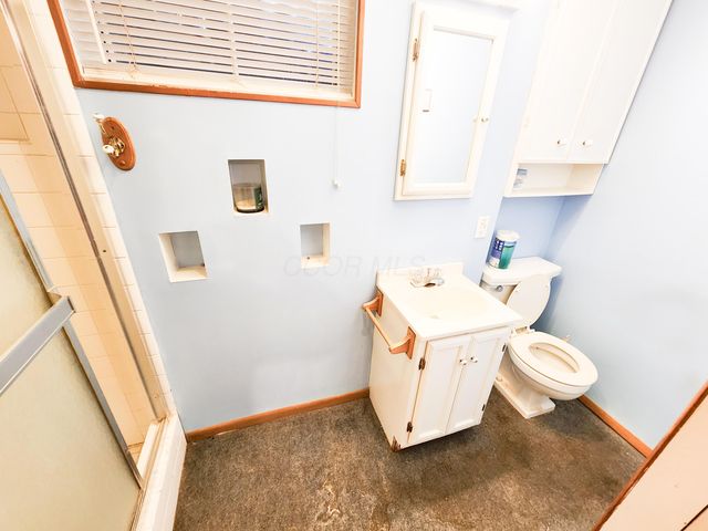 1318 Graf Street, Lancaster, OH 43130