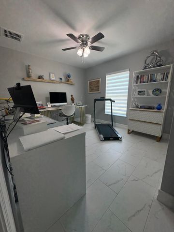 9019 S Castle Circle, Labelle, FL 33935