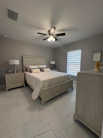 9019 S Castle Circle, Labelle, FL 33935