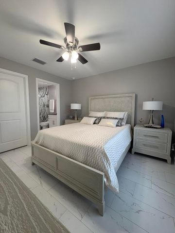 9019 S Castle Circle, Labelle, FL 33935