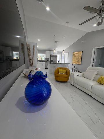 9019 S Castle Circle, Labelle, FL 33935