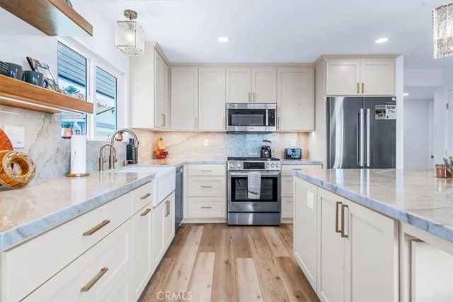 31 N 3rd Street, Cayucos, CA 93430