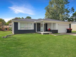 19245 Eldridge Lane, Southfield, MI 48076