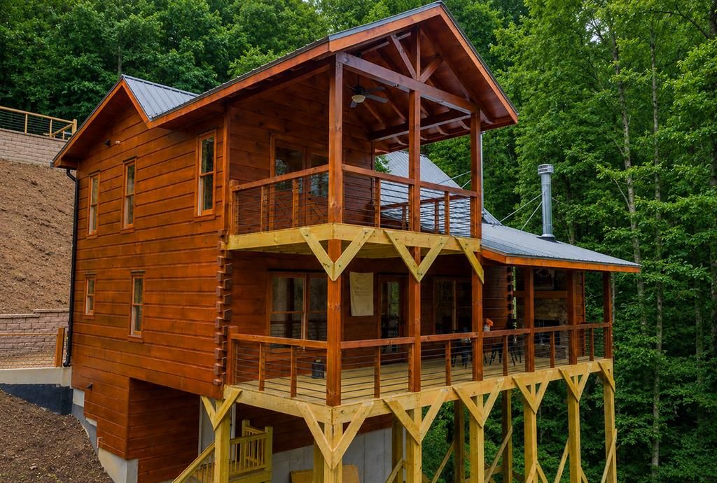 138 Rhondas Way, Ellijay, GA 30540