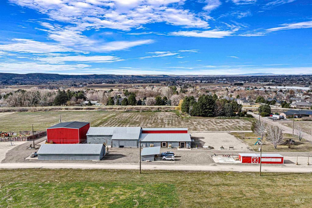 2731 Cherry Ln, Emmett, ID 83617 photo 3
