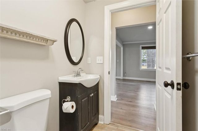 2816 Benefit RD, Chesapeake, VA 23322