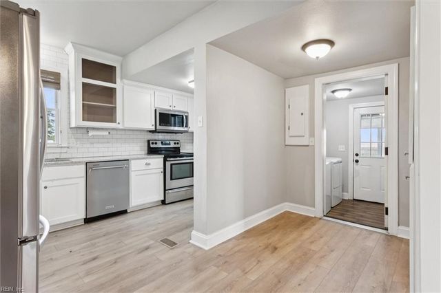 2816 Benefit RD, Chesapeake, VA 23322