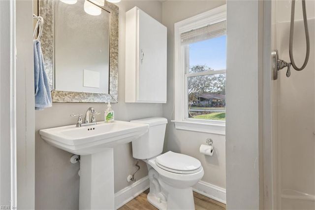 2816 Benefit RD, Chesapeake, VA 23322