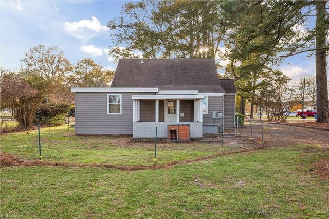 2816 Benefit RD, Chesapeake, VA 23322