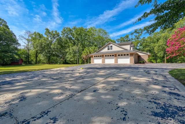837 Friendship Church Road, Pauline, SC 29374