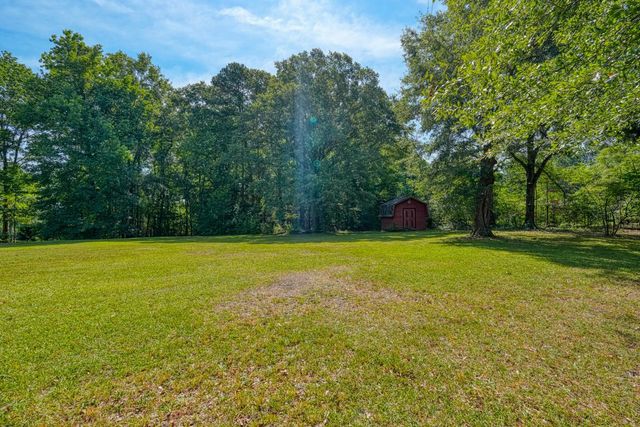 837 Friendship Church Road, Pauline, SC 29374