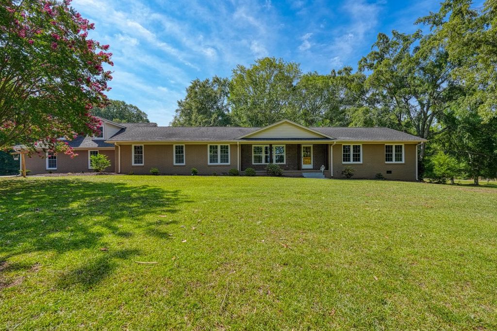 837 Friendship Church Road, Pauline, SC 29374
