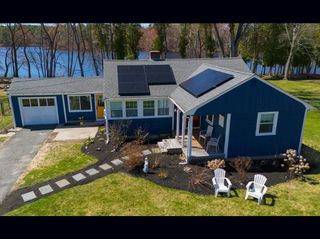 81 Edgewater Drive, Framingham, MA 01702