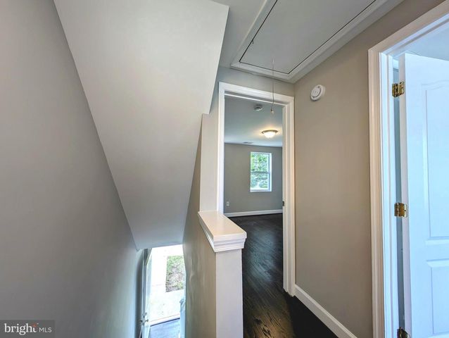 6892 HAWTHORNE ST, Hyattsville, MD 20785