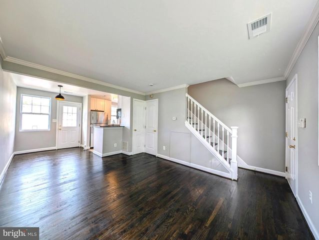 6892 HAWTHORNE ST, Hyattsville, MD 20785