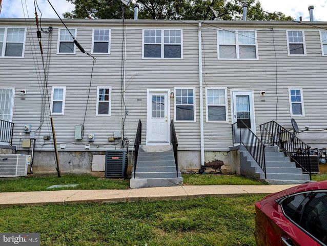 6892 HAWTHORNE ST, Hyattsville, MD 20785
