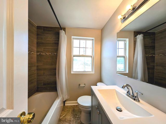 6892 HAWTHORNE ST, Hyattsville, MD 20785