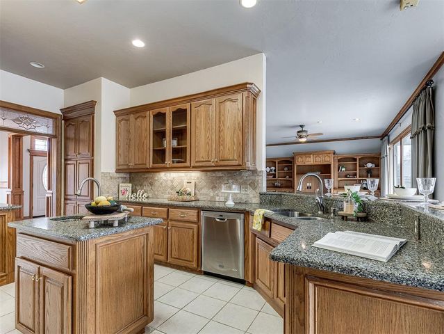 12116 Long Lake Boulevard, Oklahoma City, OK 73170