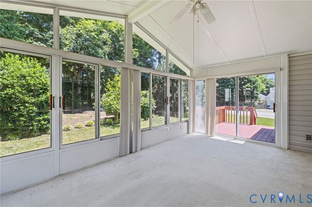 8724 Hillcreek Dr, Chesterfield, VA 23112