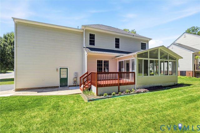 8724 Hillcreek Dr, Chesterfield, VA 23112