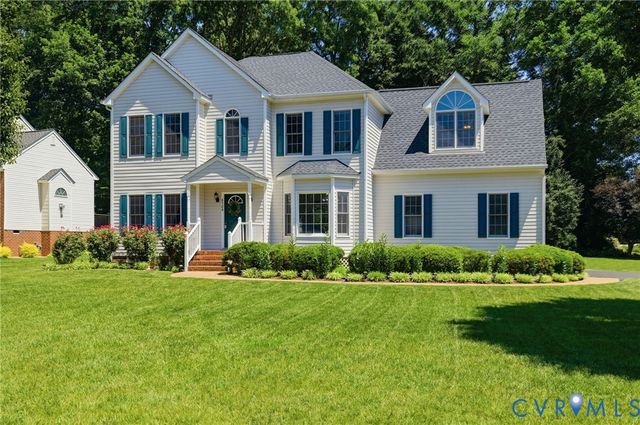 8724 Hillcreek Dr, Chesterfield, VA 23112
