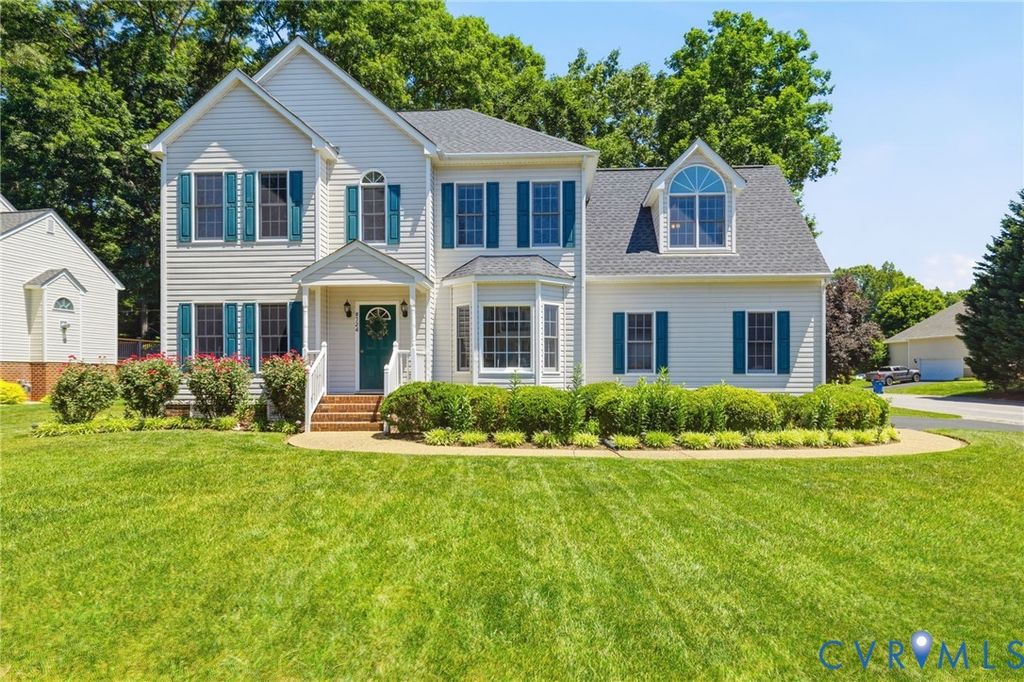 8724 Hillcreek Dr, Chesterfield, VA 23112