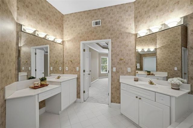 1662 Reserve Way, Decatur, GA 30033