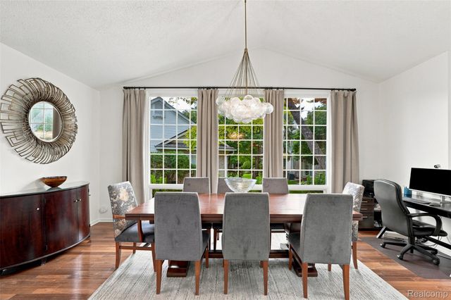 6012 Danbury Court, West Bloomfield Charter Township, MI 48322