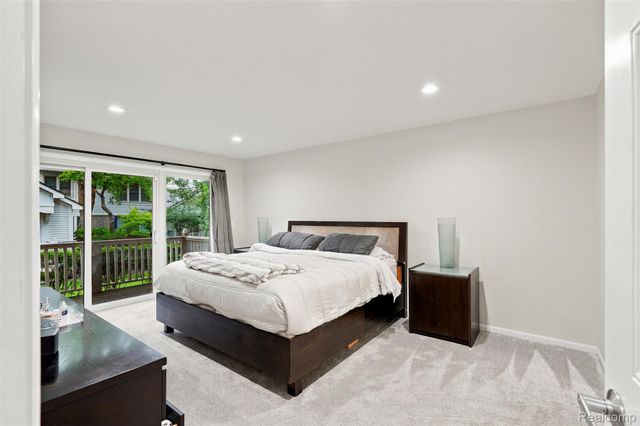 6012 Danbury Court, West Bloomfield Charter Township, MI 48322
