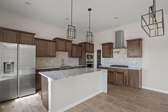 2213 TIERRA DELMONTE Drive, El Paso, TX 79938