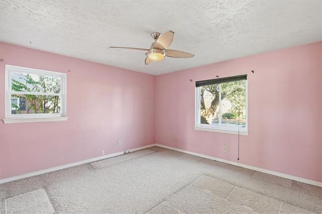 601 Roland DR, Norfolk, VA 23509