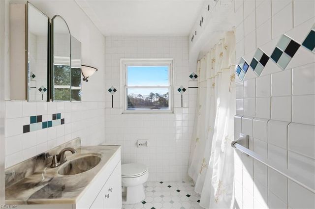 601 Roland DR, Norfolk, VA 23509