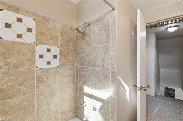 601 Roland DR, Norfolk, VA 23509