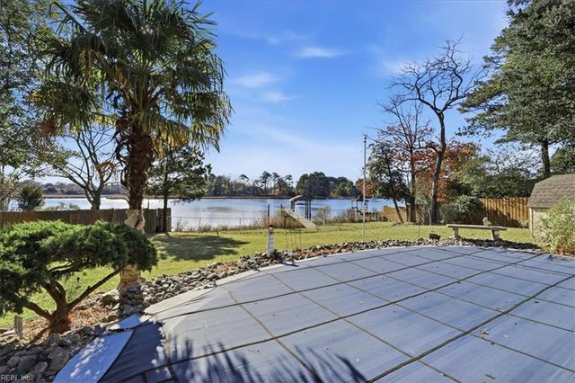 601 Roland DR, Norfolk, VA 23509