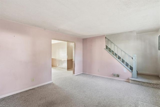 601 Roland DR, Norfolk, VA 23509