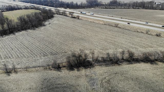 31 Acres N Center Point Road, Center Point, IA 52213
