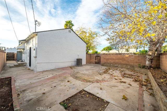 7826 Ben, North Hollywood, CA 91605