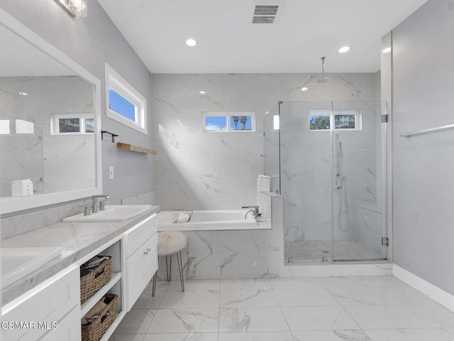 391 Grandview Circle, Camarillo, CA 93010