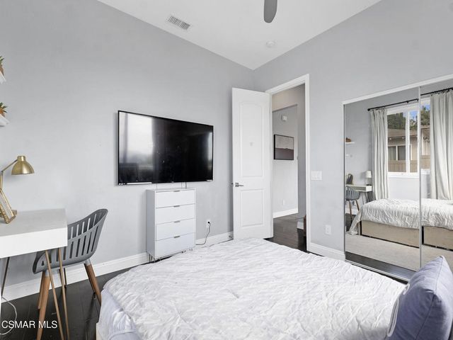 391 Grandview Circle, Camarillo, CA 93010