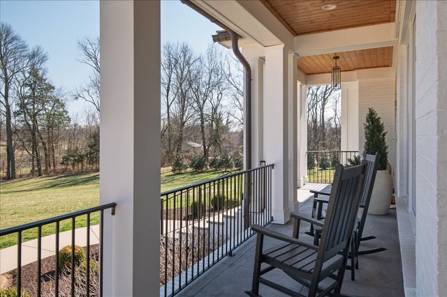 201 Palmer Cir, Lebanon, TN 37090