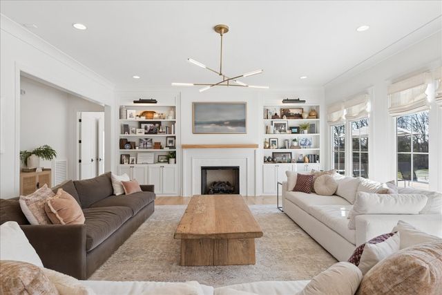 201 Palmer Cir, Lebanon, TN 37090