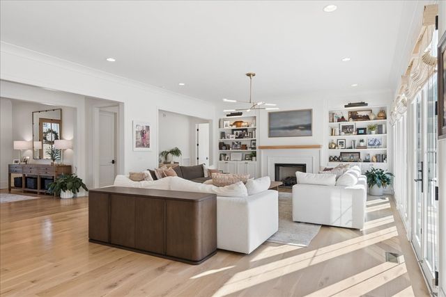 201 Palmer Cir, Lebanon, TN 37090