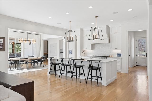 201 Palmer Cir, Lebanon, TN 37090