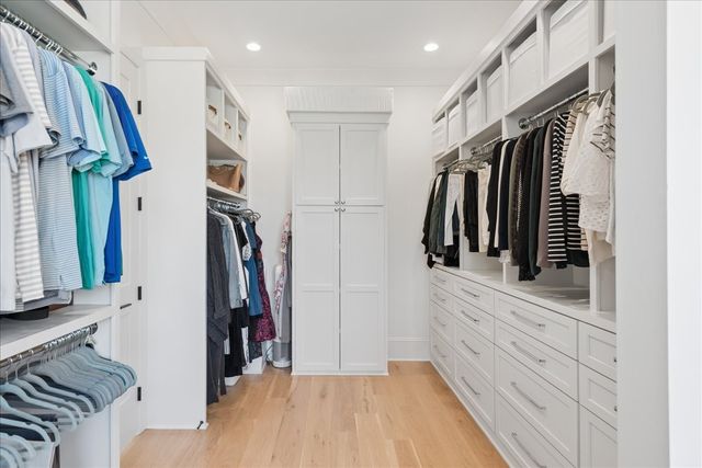 201 Palmer Cir, Lebanon, TN 37090