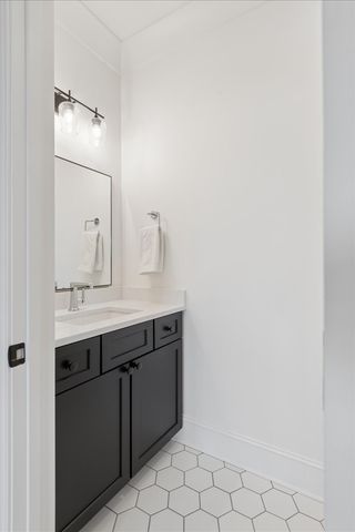 201 Palmer Cir, Lebanon, TN 37090