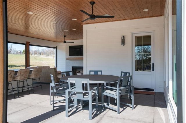 201 Palmer Cir, Lebanon, TN 37090